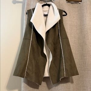 Nordstrom NWT Olive Faux Suede Sherpa-Trim Vest 2X